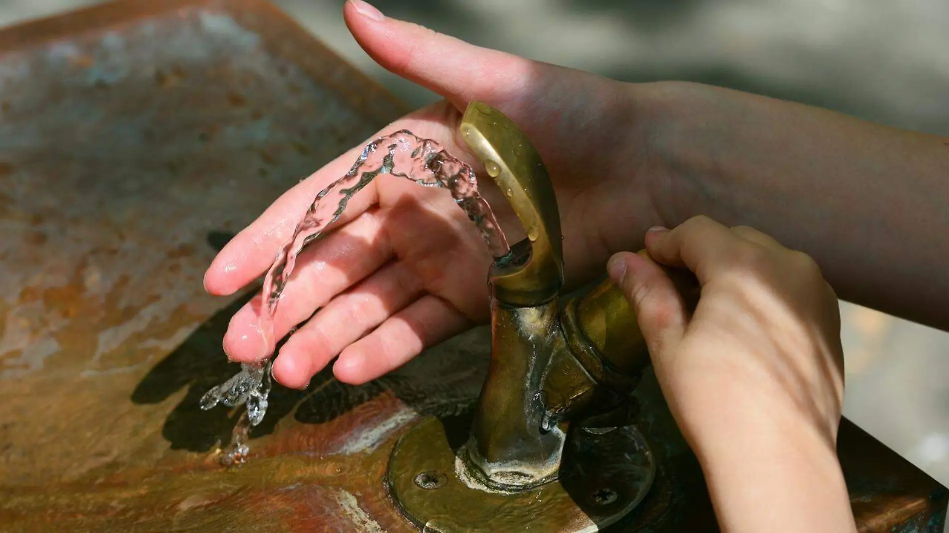 Ante la ola de calor, piden a Comapa en Tamaulipas evitar los cortes de agua Pixabay